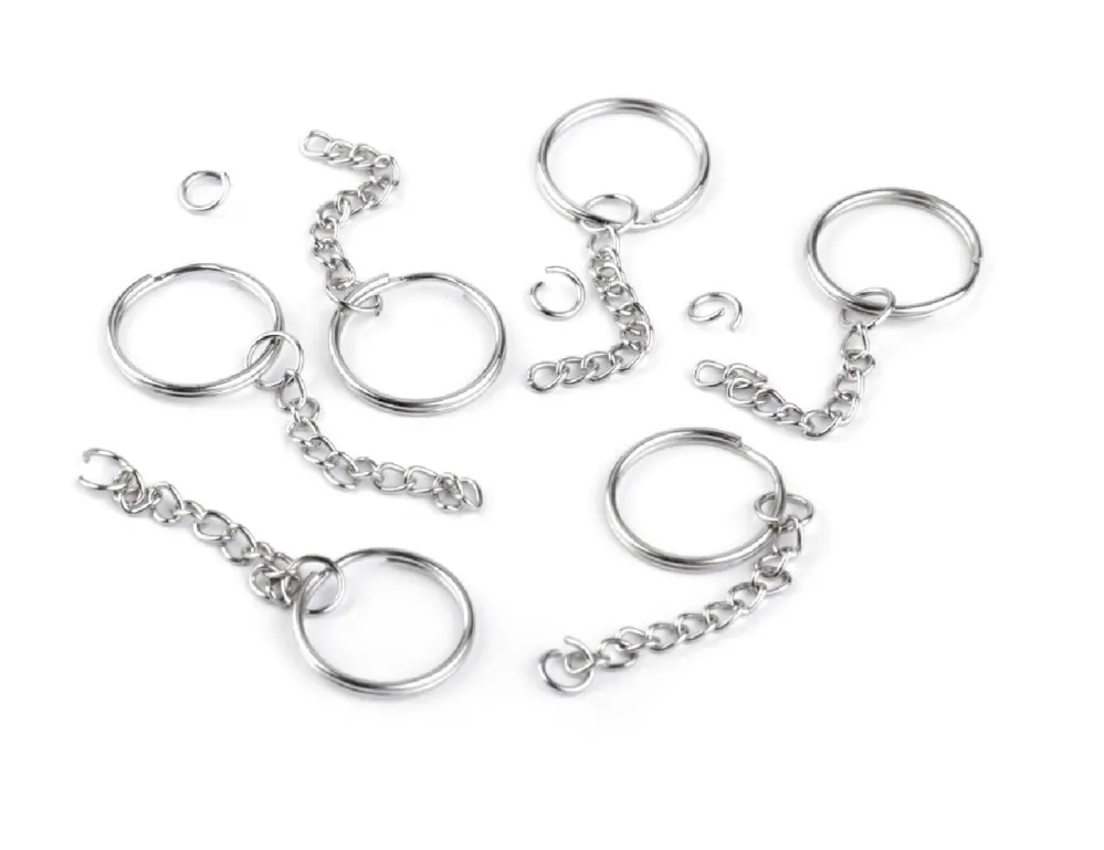 Krúžok na kľúče s retiazkou